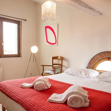 Le Dome Apartment *